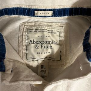 Abercrombie & Fintch XL mussel shirt